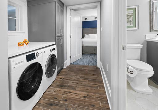 cape-canaveral-resort-four-bedroom-signature-collection-washer-dryer-1440x1080